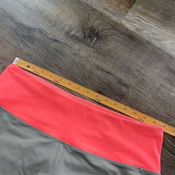 🍁50% Off Sale 🍁 VSX Sport Crops Victoria Secrets - Picture 6 of 8